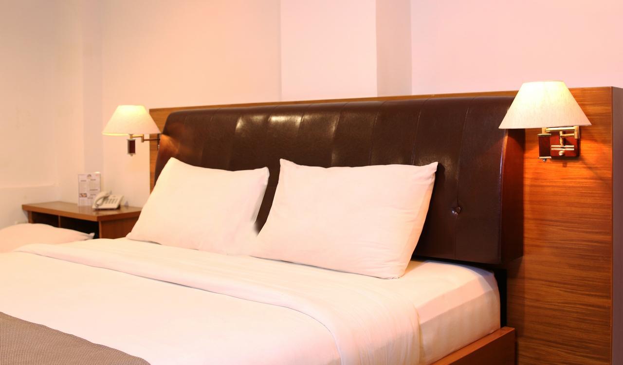 Grand Kasira Hotel Jakarta Luaran gambar