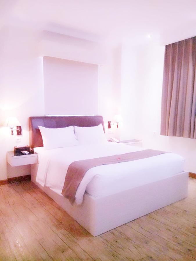 Grand Kasira Hotel Jakarta Luaran gambar