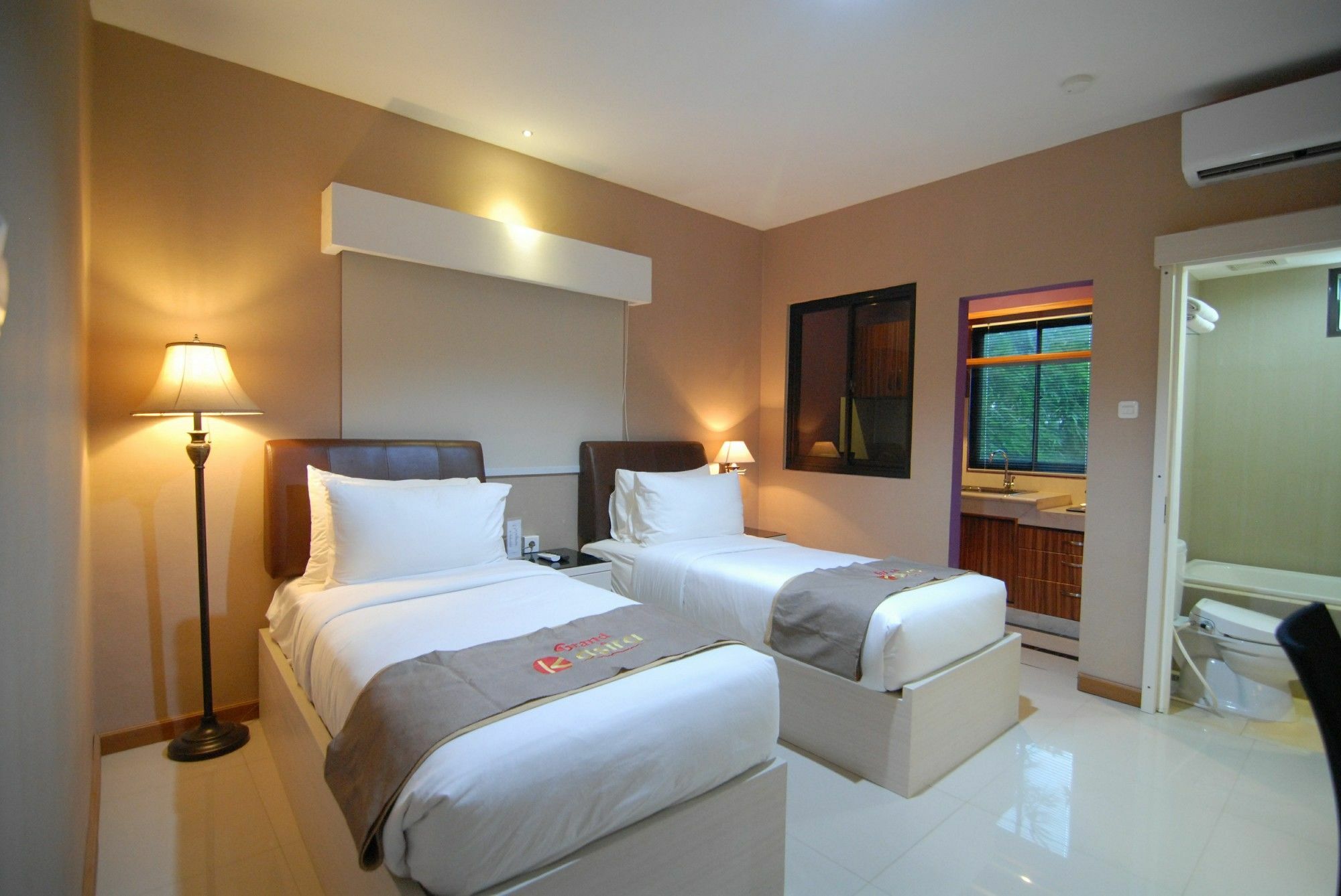 Grand Kasira Hotel Jakarta Luaran gambar