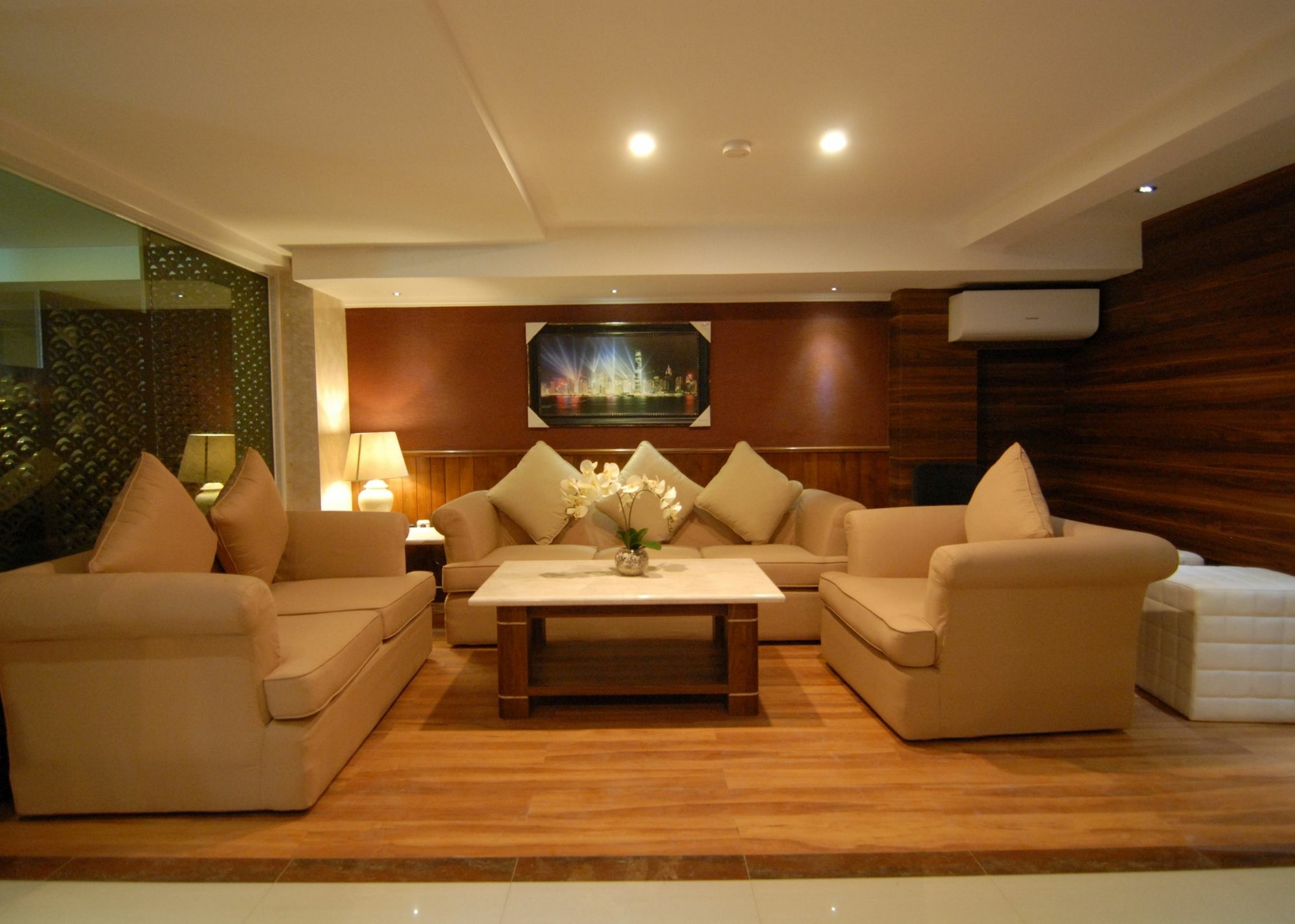 Grand Kasira Hotel Jakarta Luaran gambar